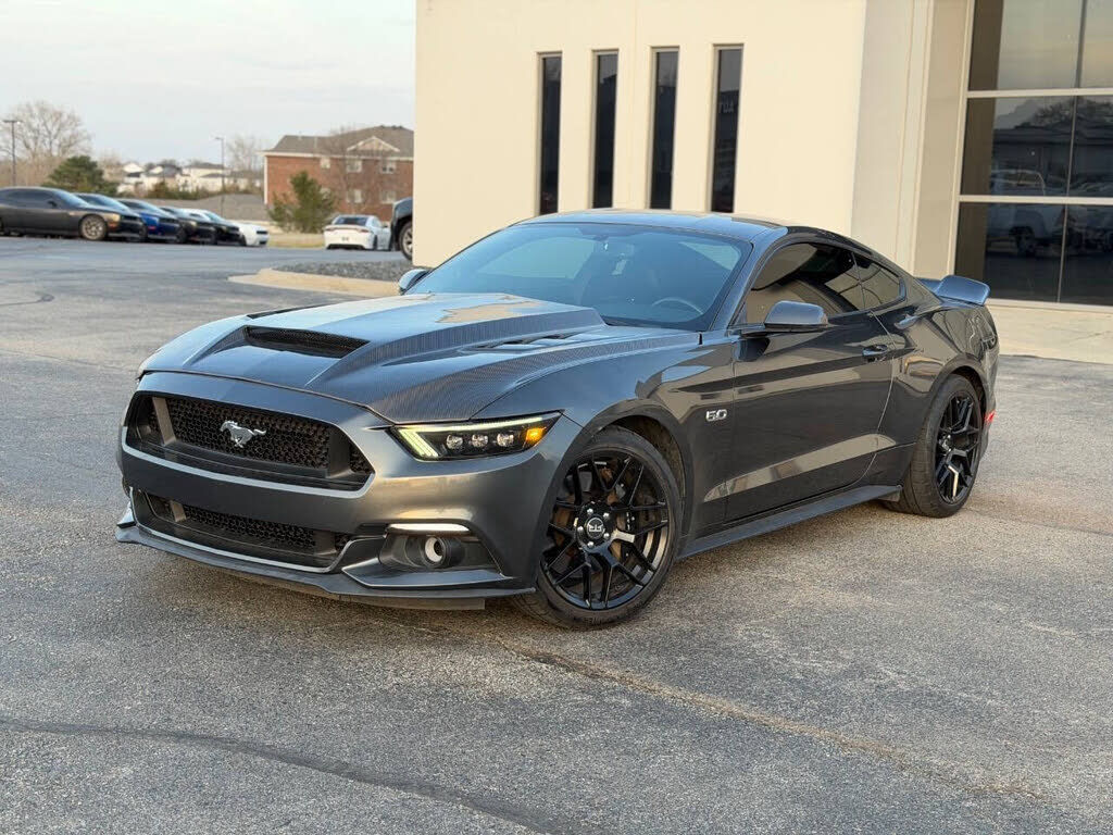 2016 FORD Mustang