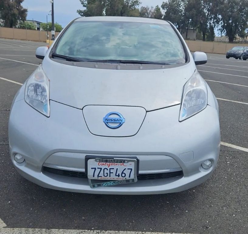 2017 NISSAN Leaf