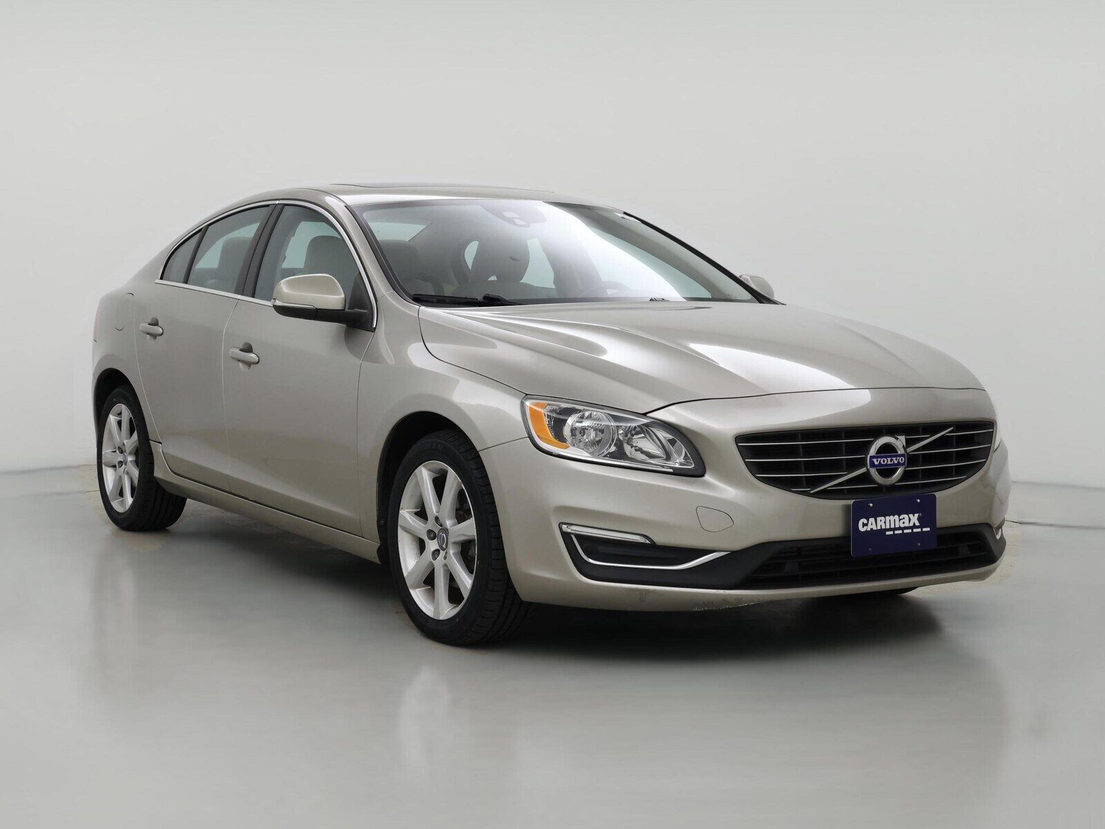 2016 VOLVO S60