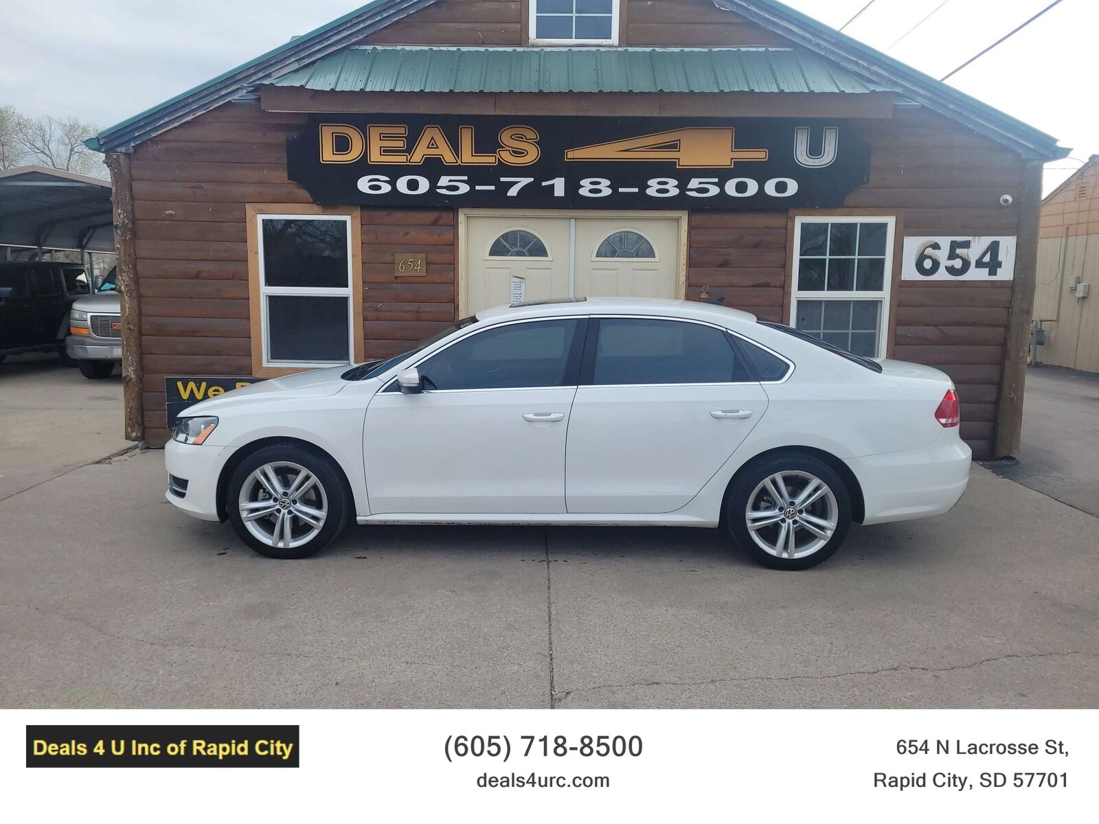 2014 VOLKSWAGEN Passat