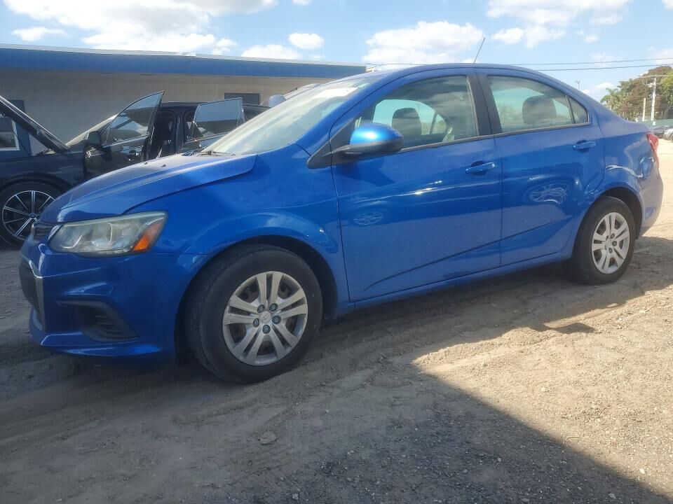 2017 CHEVROLET Sonic