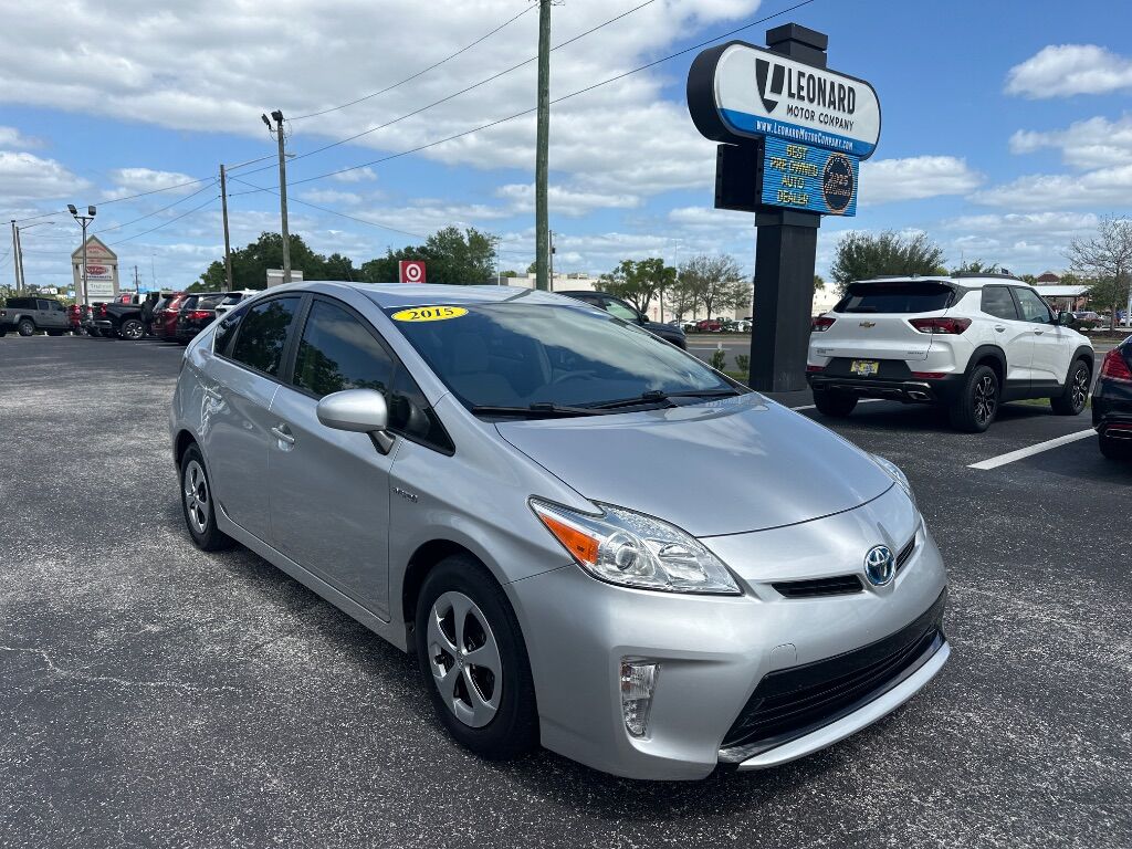 2015 TOYOTA PRIUS