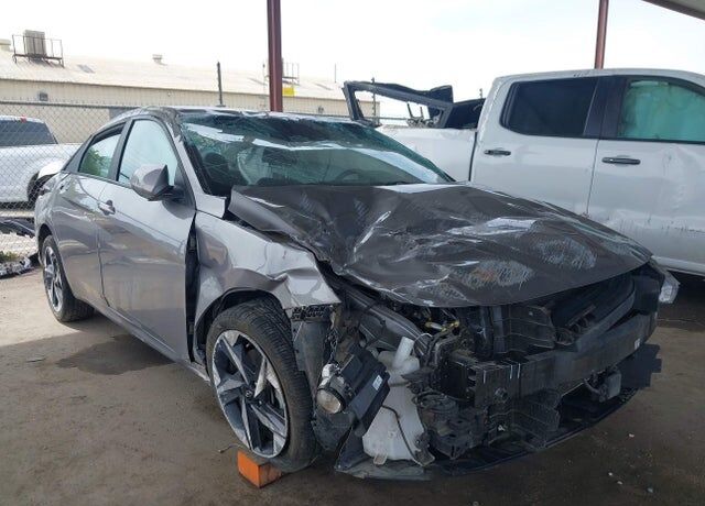 2023 HYUNDAI Elantra