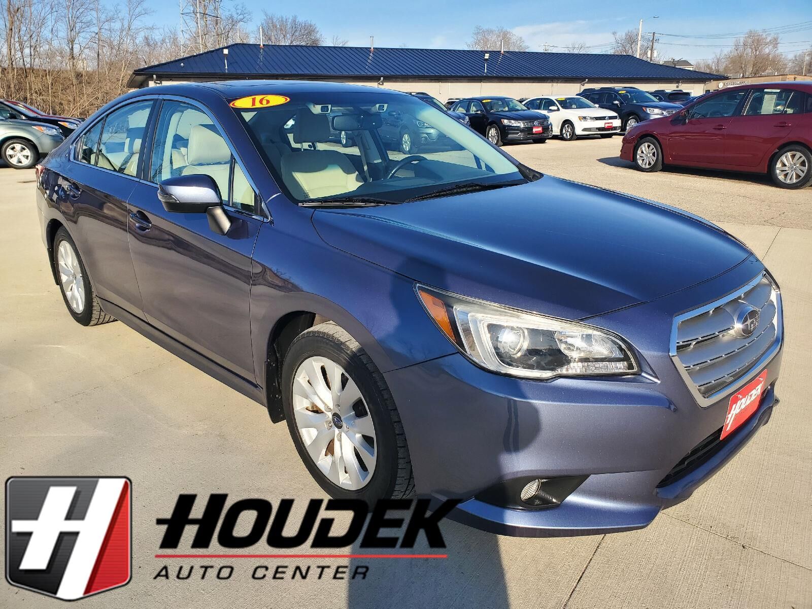 2016 SUBARU Legacy
