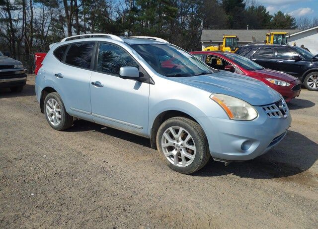 2013 NISSAN Rogue