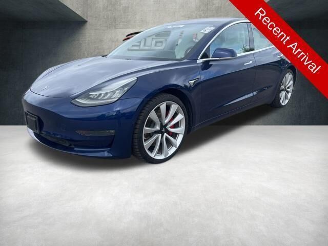 2018 TESLA Model 3