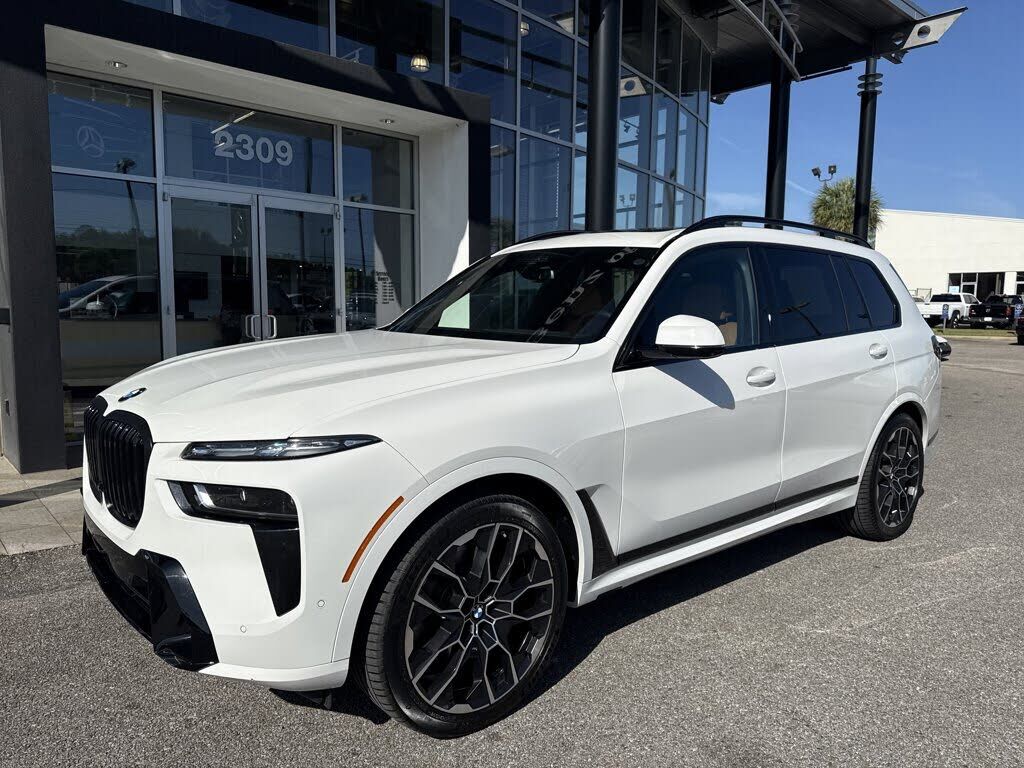 2025 BMW X7