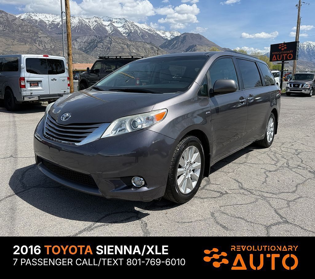2016 TOYOTA Sienna
