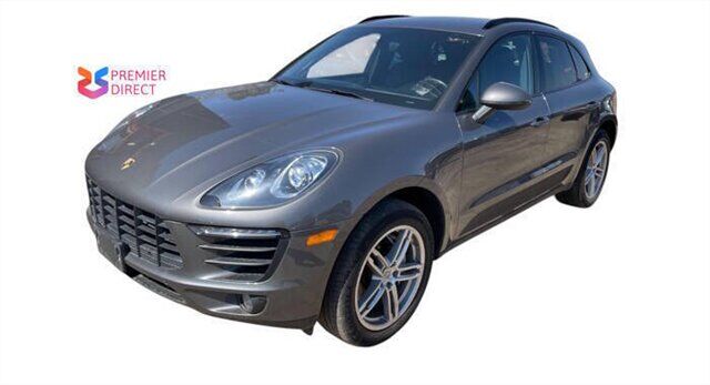 2015 PORSCHE Macan