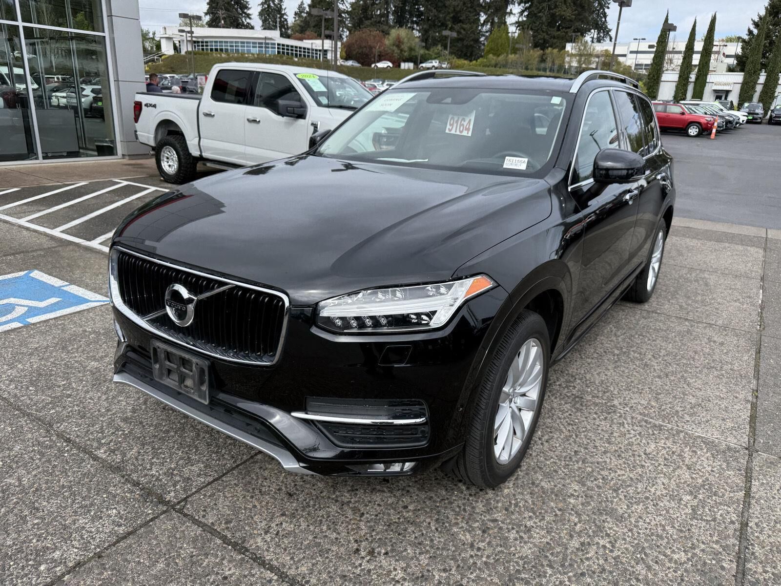 2019 VOLVO XC90
