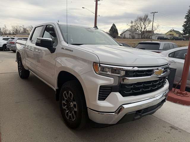 2024 CHEVROLET Silverado