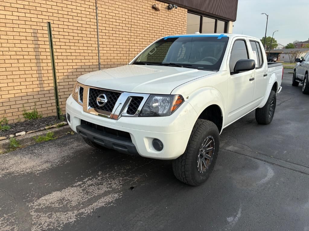 2015 NISSAN Frontier