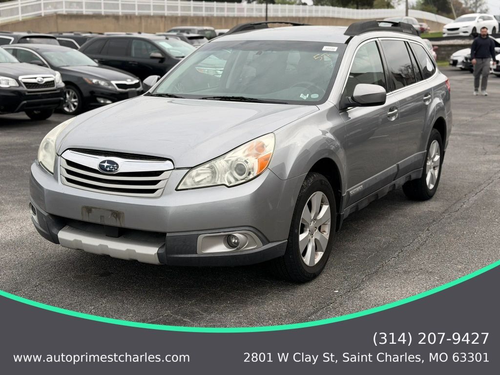 2011 SUBARU Outback