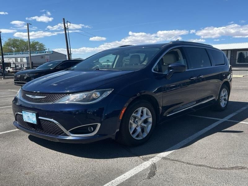 2019 CHRYSLER Pacifica