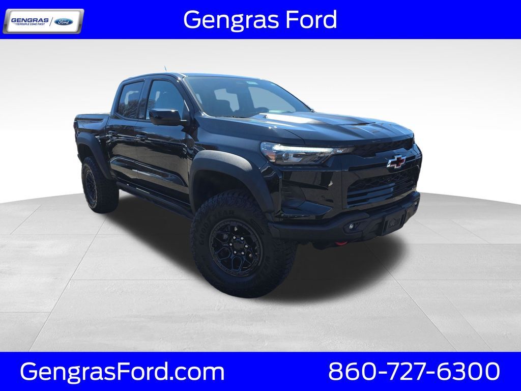 2024 CHEVROLET Colorado