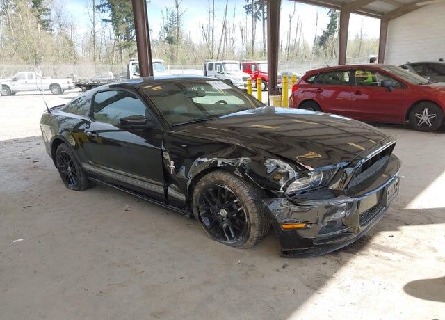 2013 FORD Mustang