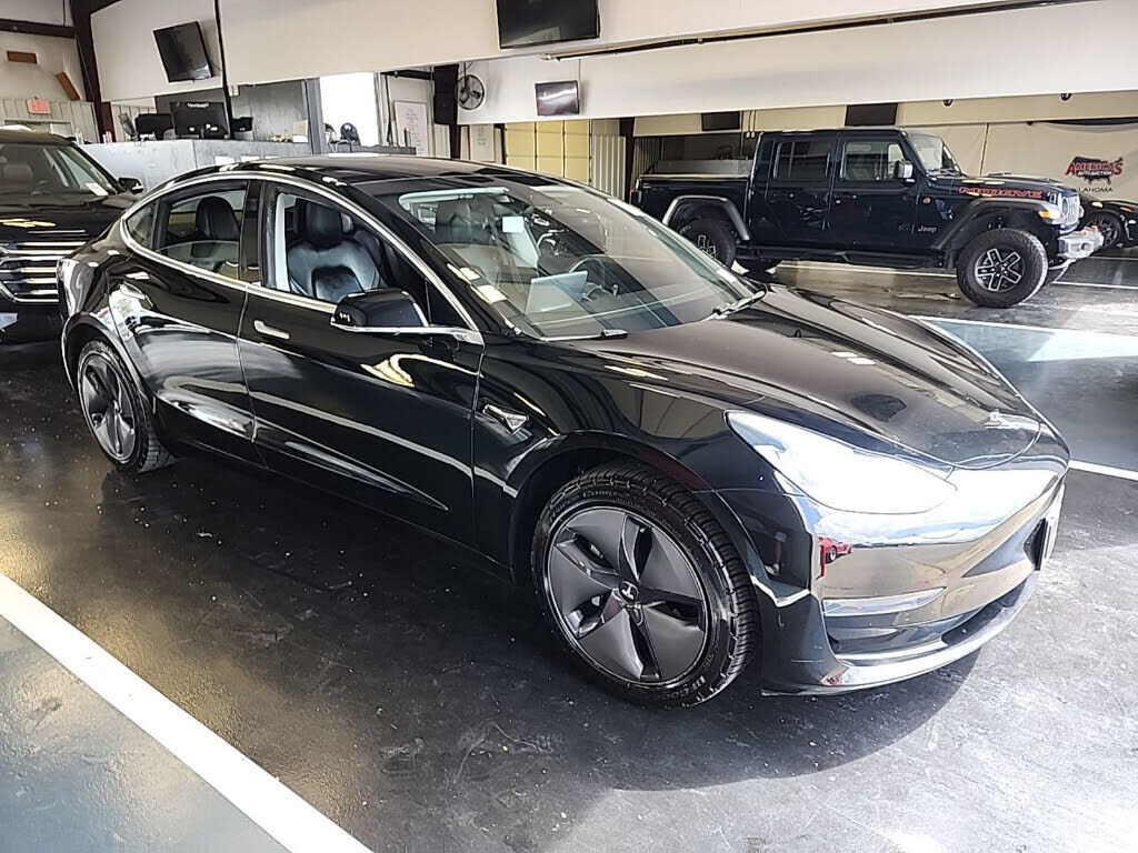 2019 TESLA Model 3