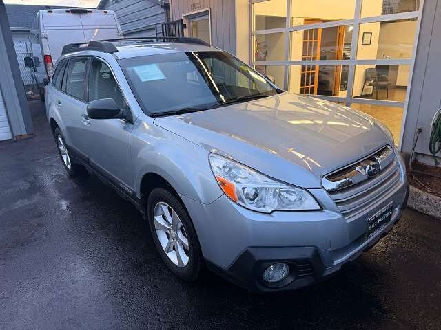 2014 SUBARU Outback