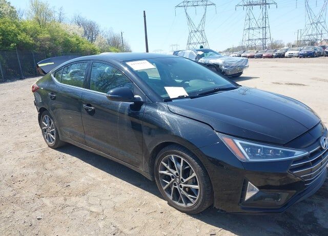 2019 HYUNDAI Elantra