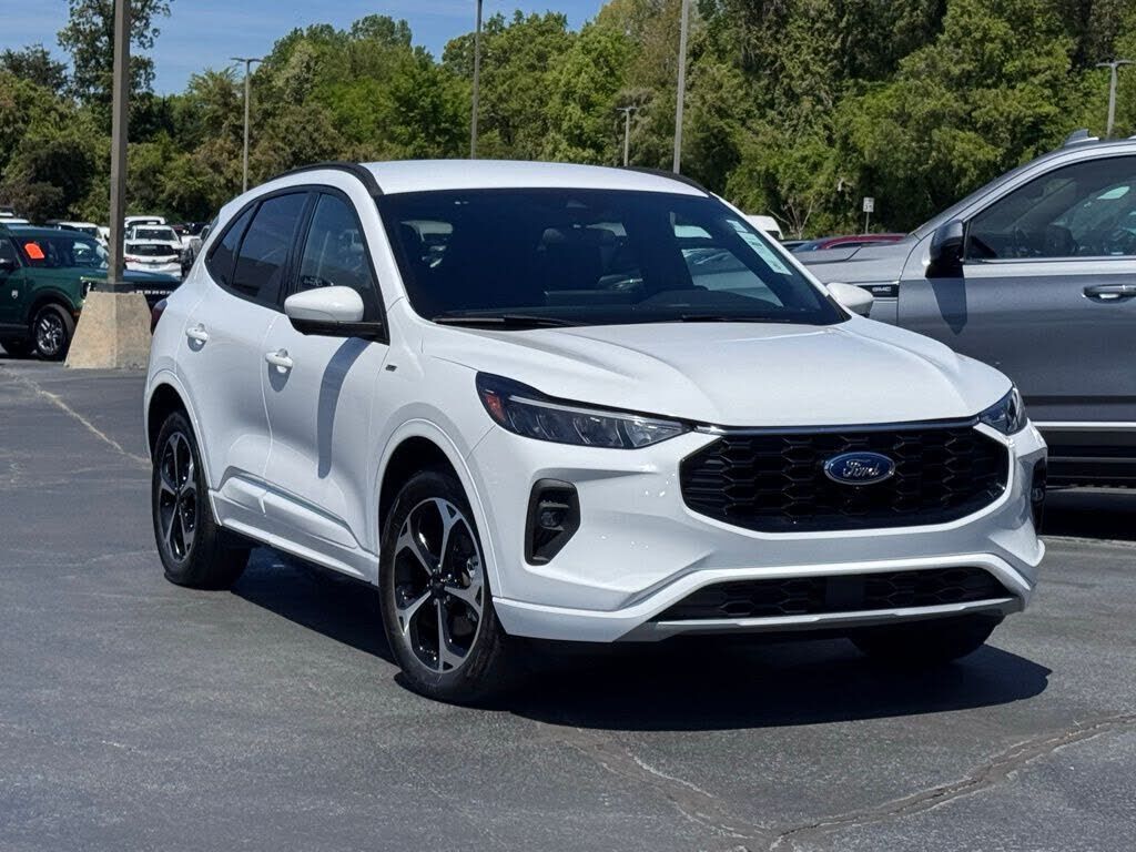 2023 FORD Escape