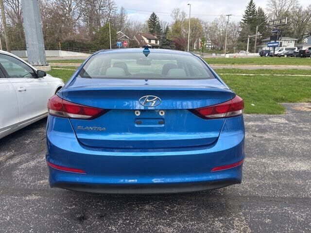 2018 HYUNDAI Elantra