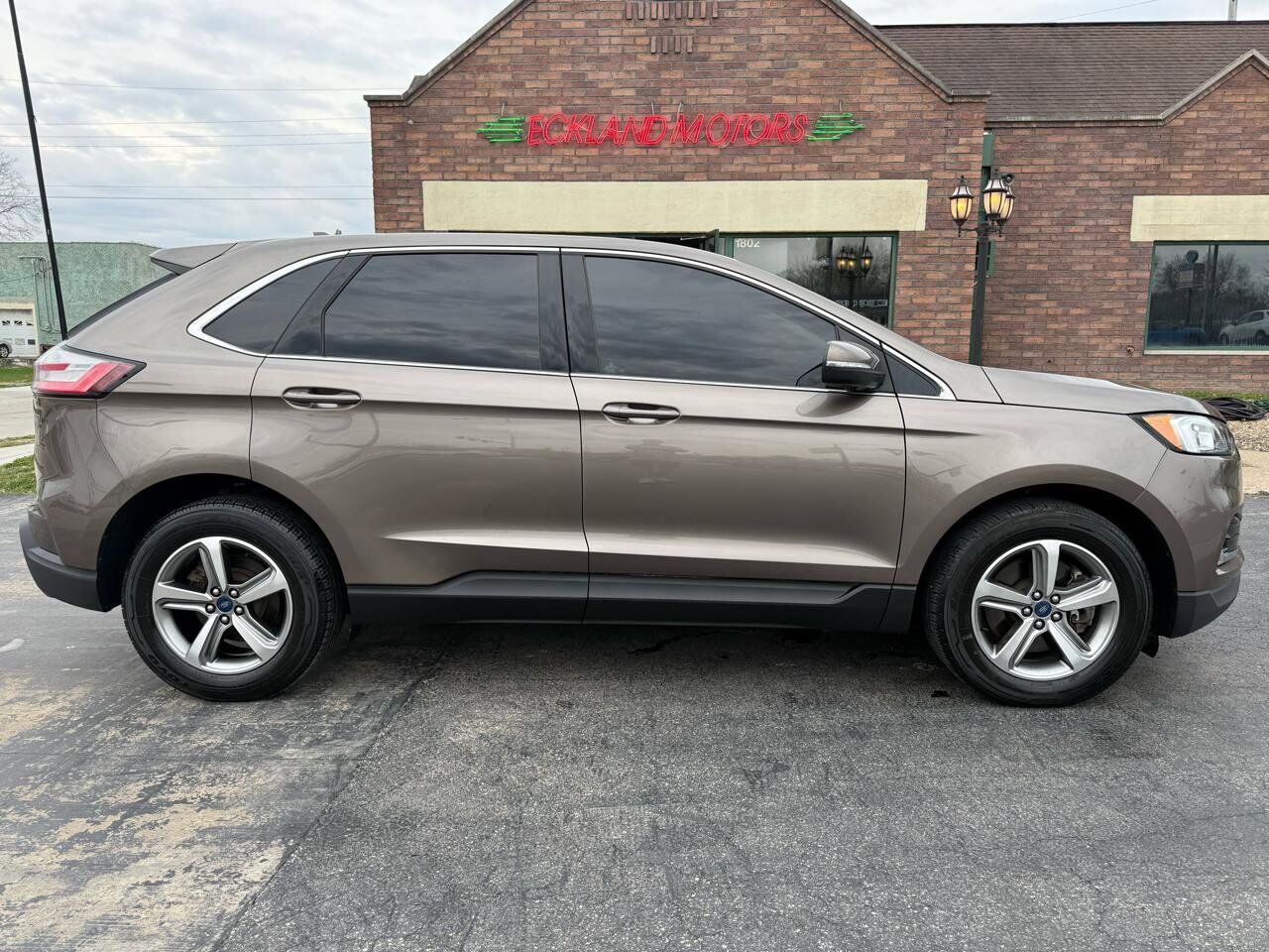 2019 FORD Edge