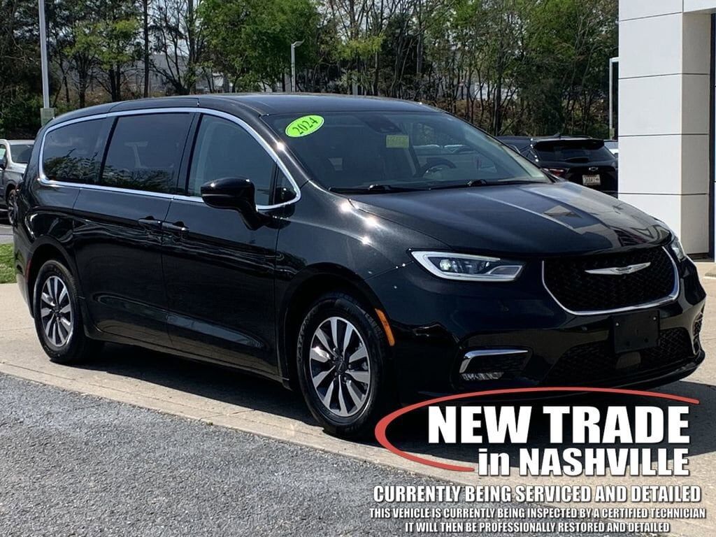 2024 CHRYSLER Pacifica