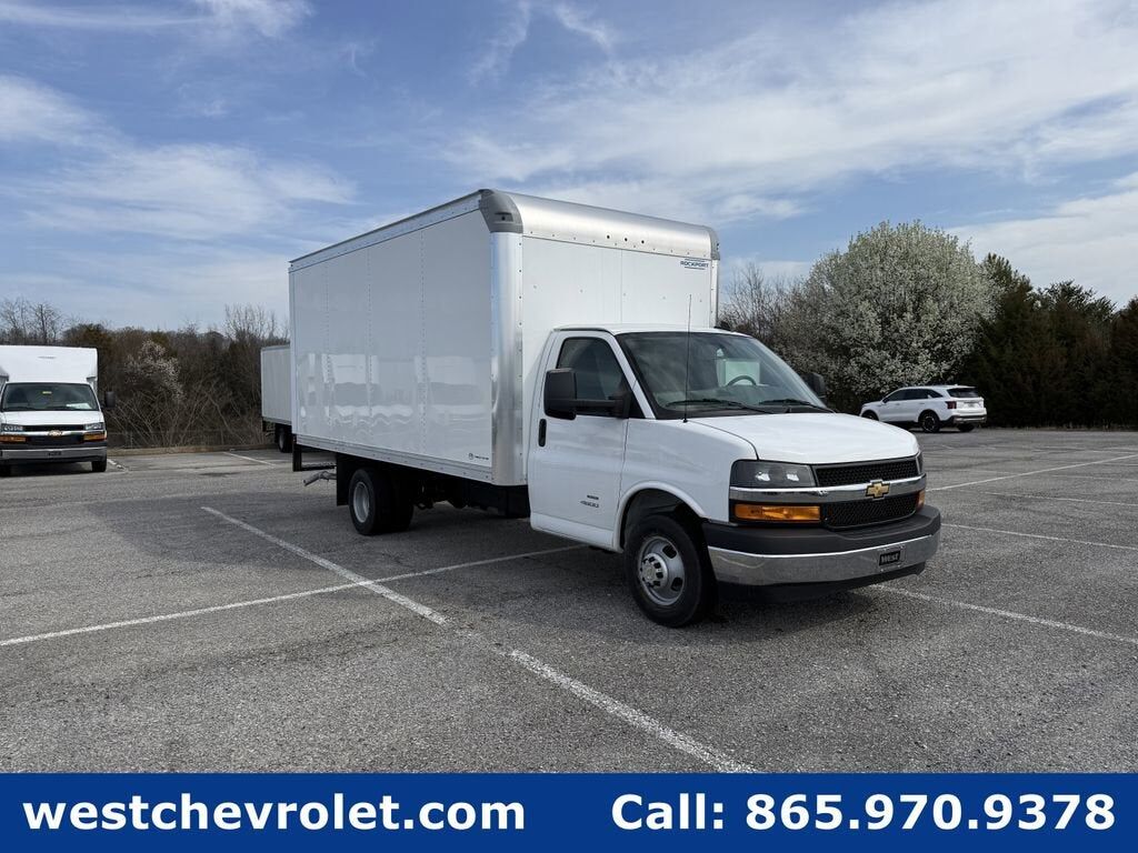 2026 CHEVROLET Express