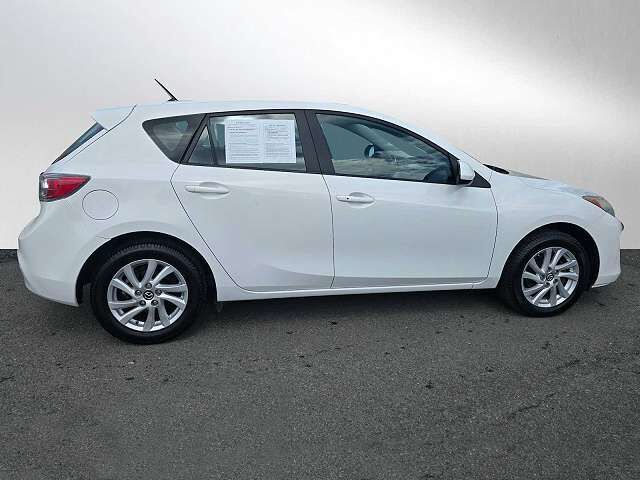 2013 MAZDA Mazda3