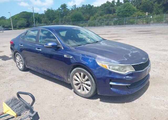 2017 KIA Optima