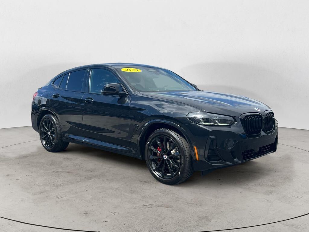 2023 BMW X4