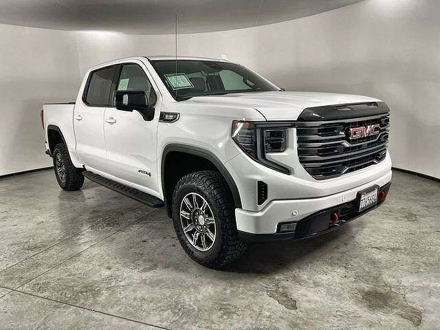 2025 GMC Sierra