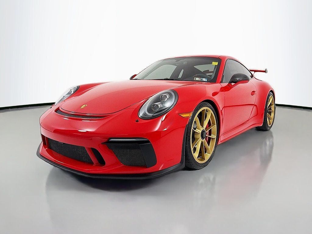 2019 PORSCHE 911