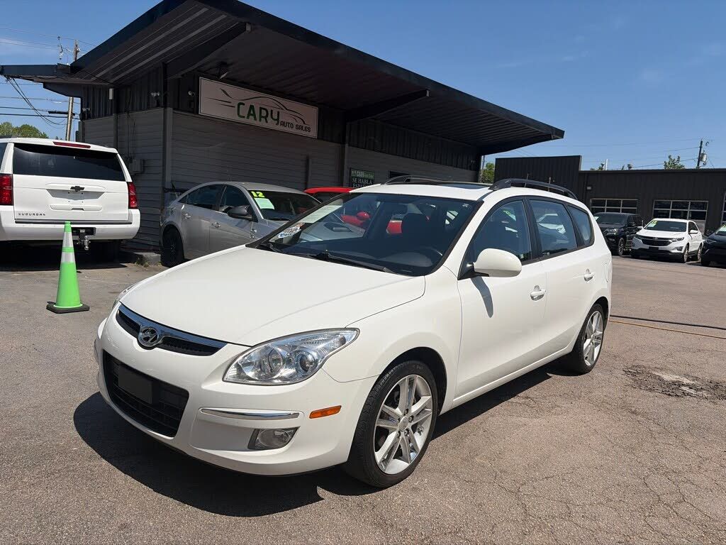 2010 HYUNDAI Elantra Touring