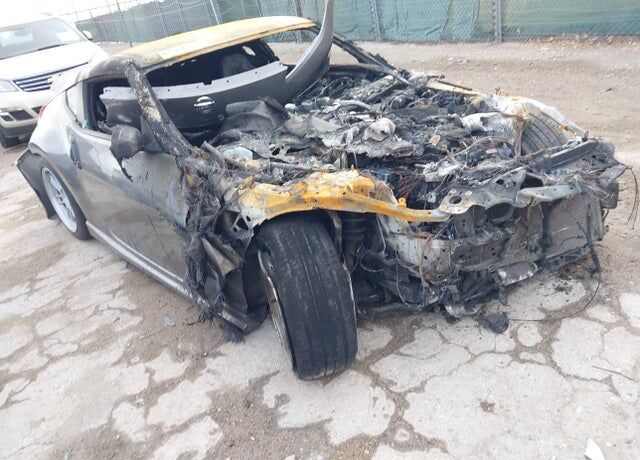 2009 NISSAN 370Z