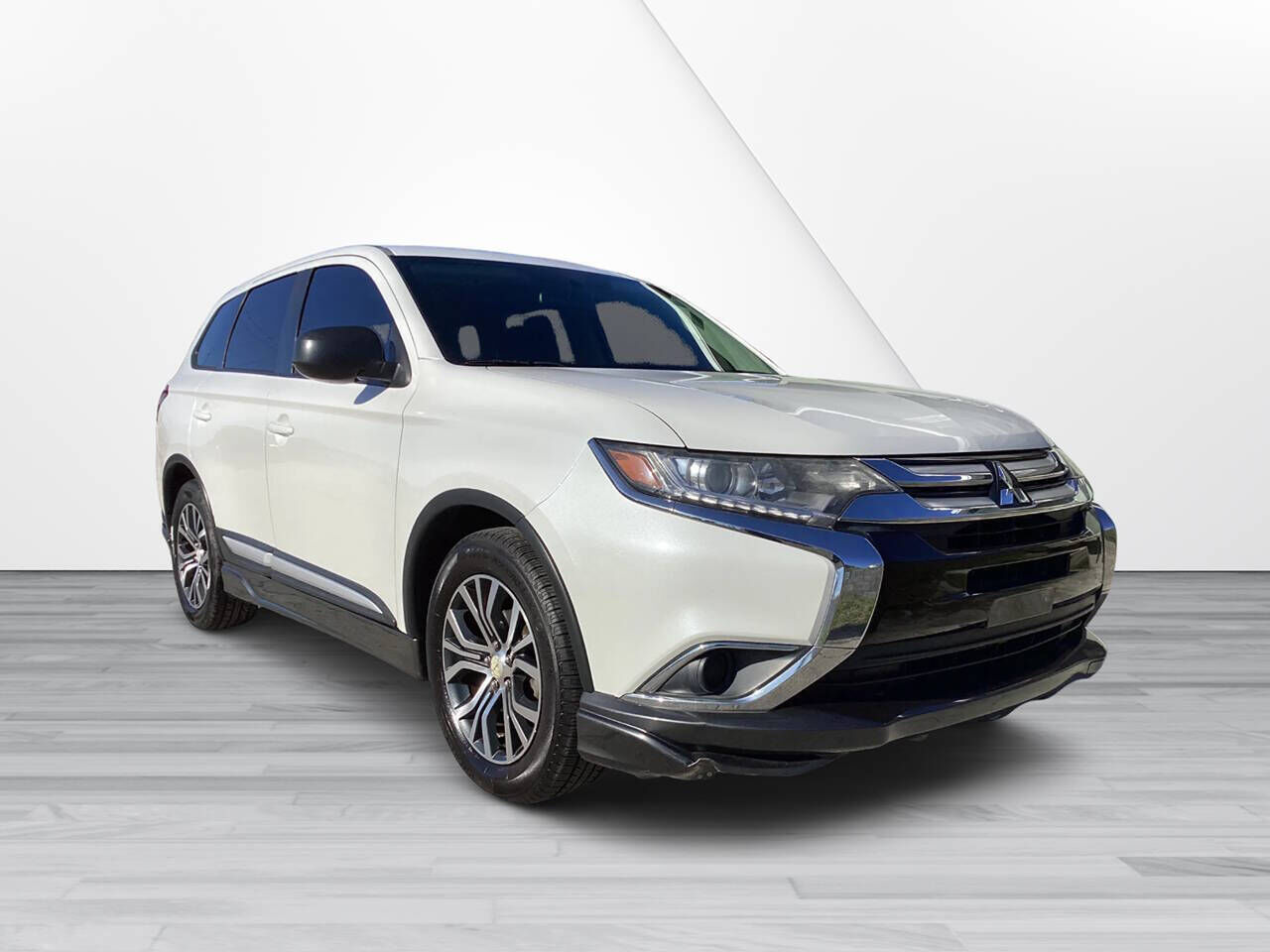 2018 MITSUBISHI Outlander