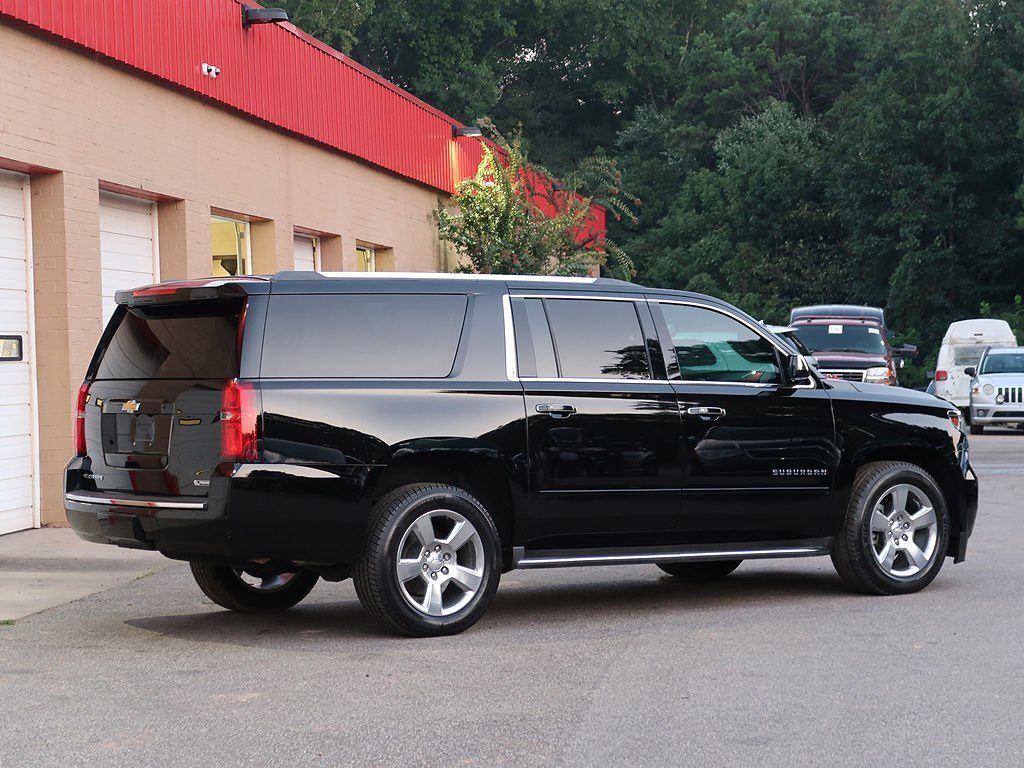 2018 CHEVROLET Suburban