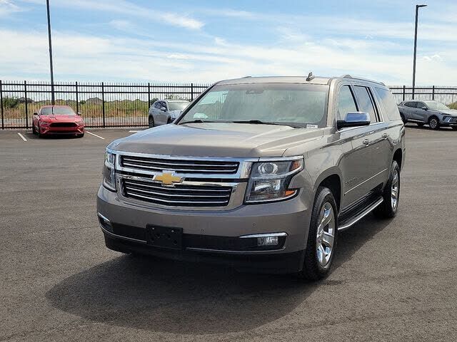 2018 CHEVROLET Suburban