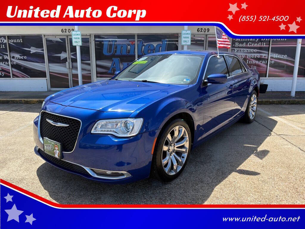 2018 CHRYSLER 300