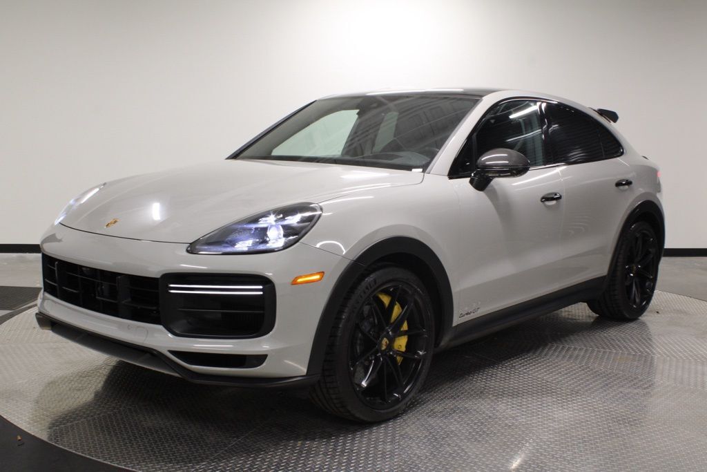 2023 PORSCHE Cayenne
