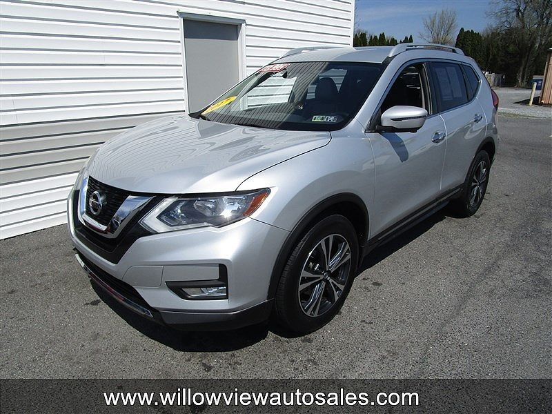 2017 NISSAN Rogue