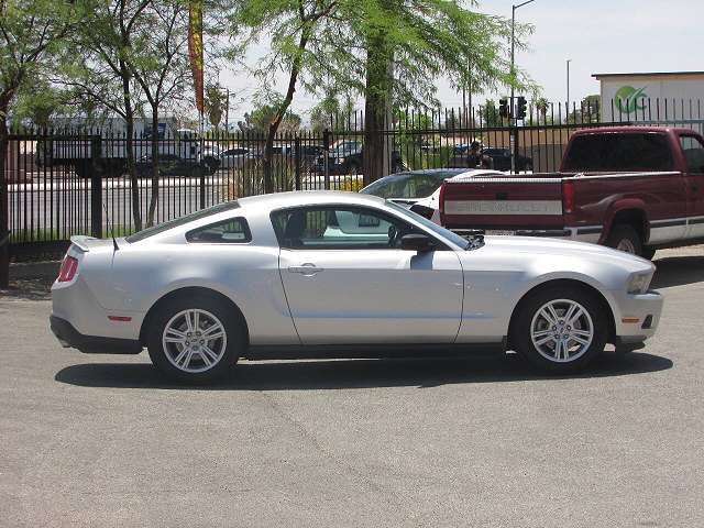 2012 FORD Mustang