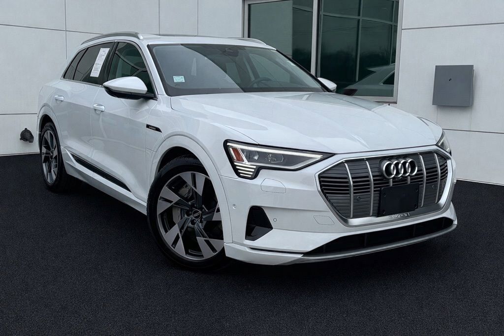 2023 AUDI e-tron