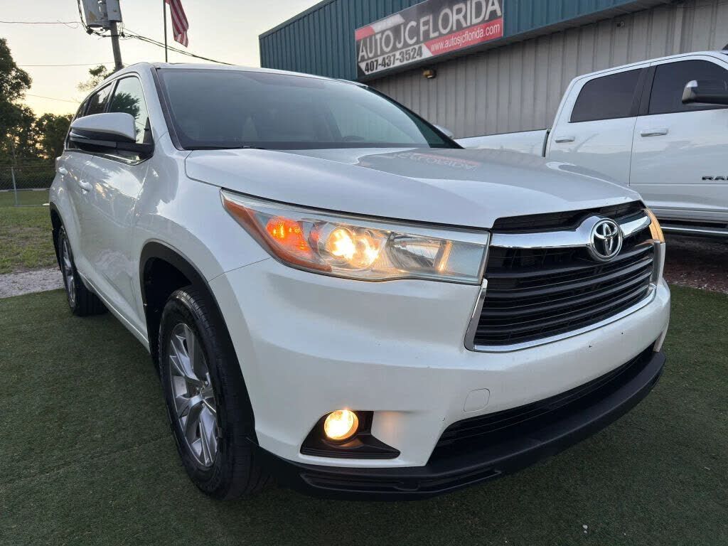 2015 TOYOTA Highlander