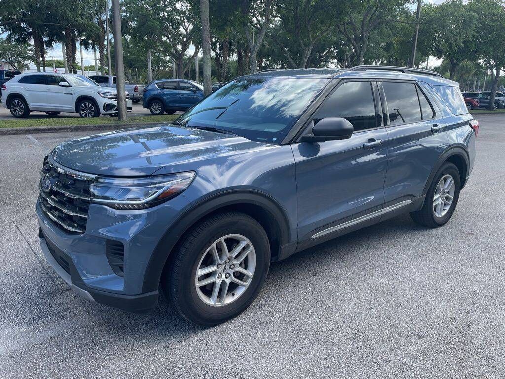 2025 FORD Explorer