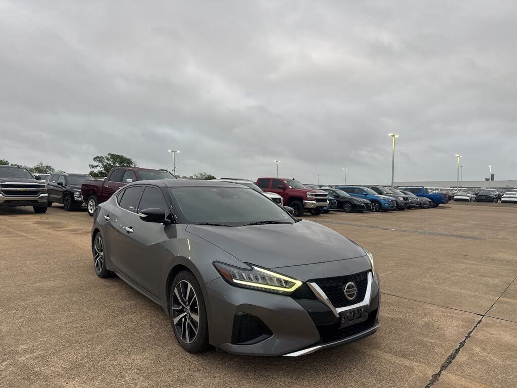 2022 NISSAN Maxima