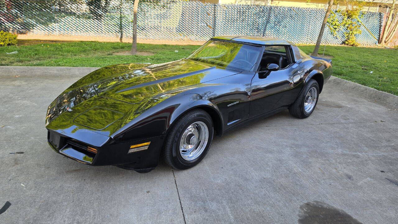 1982 CHEVROLET Corvette