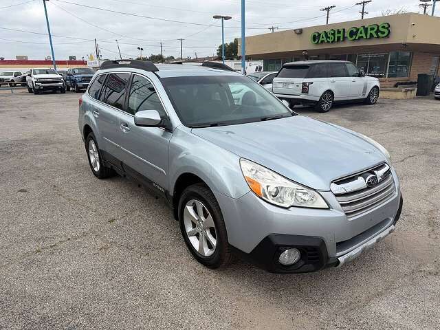 2013 SUBARU Outback