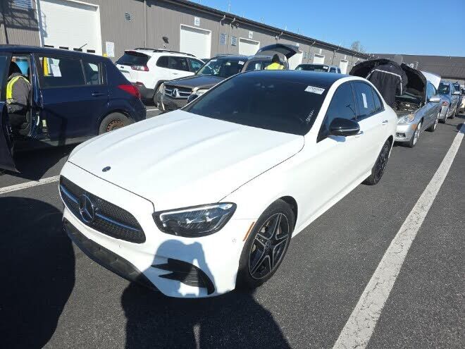 2021 MERCEDES-BENZ E-Class