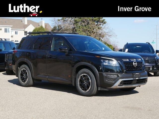 2024 NISSAN Pathfinder